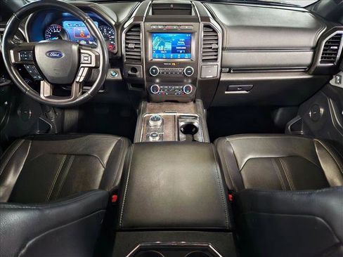 Used 2021 Ford Expedition Max Limited image 17