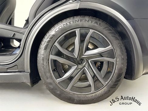 Used 2026 Tesla Model X image 40