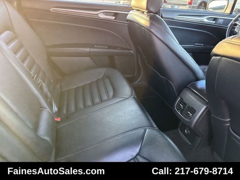Used 2019 Ford Fusion SEL image 56