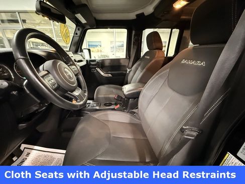 Certified 2017 Jeep Wrangler Unlimited Sahara w/ Connectivity Group image 11