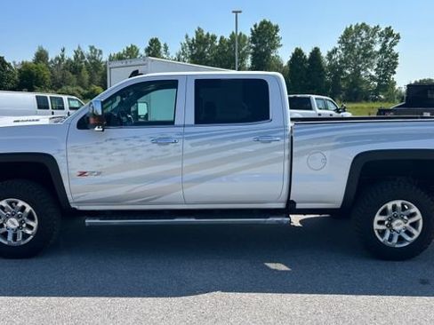 Certified 2019 Chevrolet Silverado 3500 LTZ w/ Duramax Plus Package AWD/4WD image 9