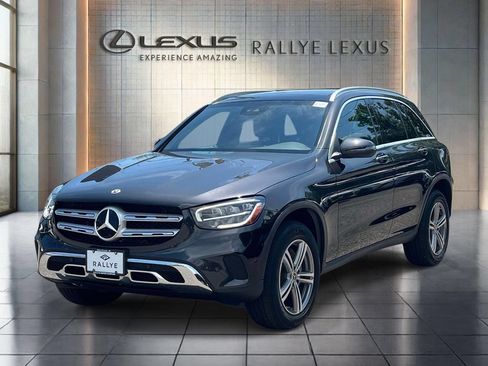 Used 2022 Mercedes-Benz GLC 300 4MATIC image 3
