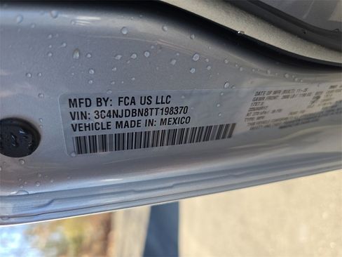 New 2026 Jeep Compass Latitude image 35