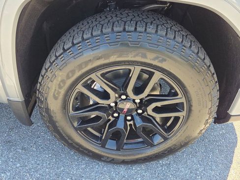 New 2026 GMC Sierra 1500 Elevation AWD/4WD image 14