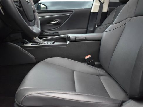 Used 2024 Lexus ES 350 image 13