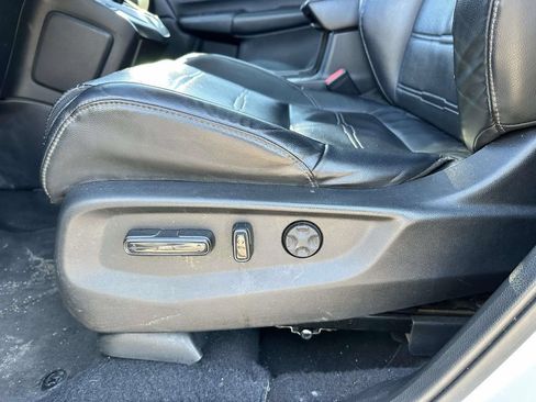 Used 2022 Honda CR-V EX-L image 11