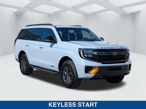 New 2026 Ford Expedition Tremor AWD/4WD image 3