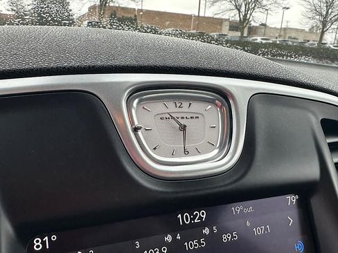 Used 2020 Chrysler 300 Touring L w/ Quick Order Package 2EF image 31