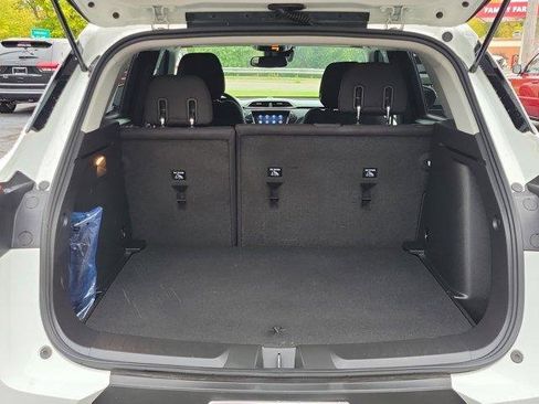 Used 2023 Chevrolet TrailBlazer LT w/ Convenience Package image 8