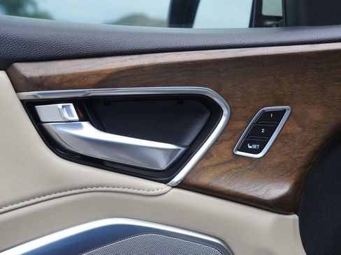 Used 2019 Acura RDX FWD w/ Advance Package image 11