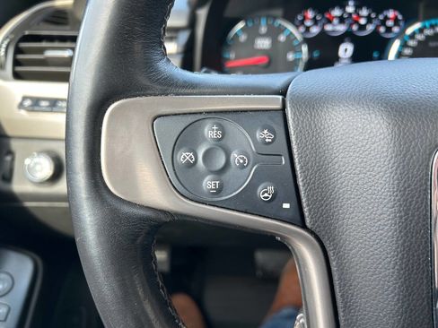 Used 2019 GMC Yukon Denali w/ Denali Ultimate Package image 16