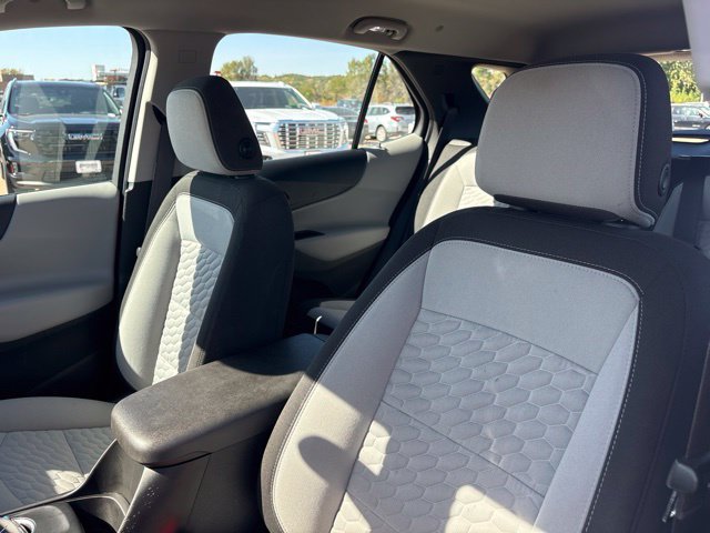 Used 2020 Chevrolet Equinox LS AWD/4WD image 13