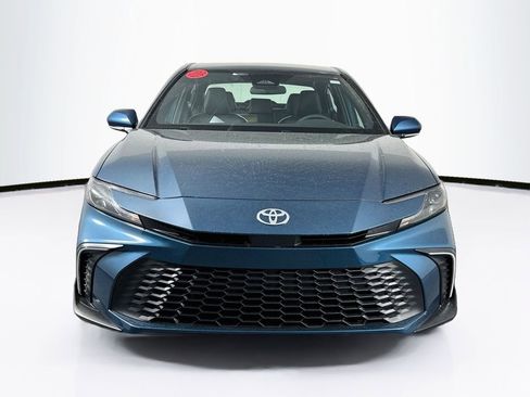 Used 2026 Toyota Camry SE image 2