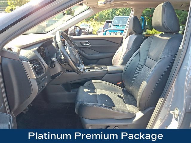 Used 2023 Nissan Rogue Platinum w/ Platinum Premium Package AWD/4WD image 2