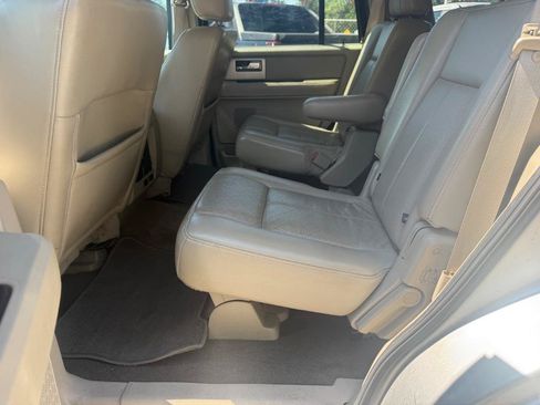 Used 2012 Ford Expedition Limited AWD/4WD image 19