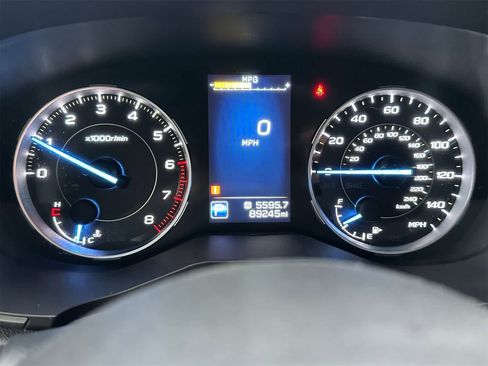 Used 2021 Subaru Ascent Limited w/ Technology Package image 17