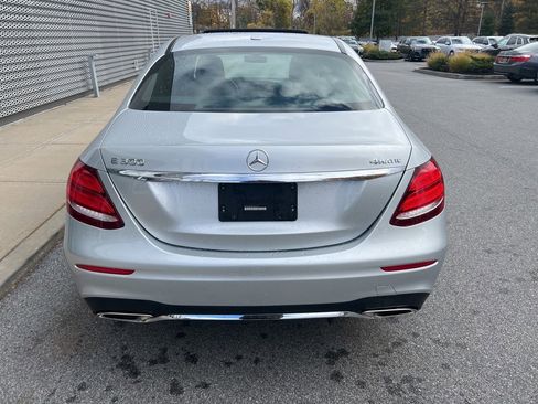 Used 2019 Mercedes-Benz E 300 4MATIC image 32