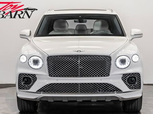 Used 2021 Bentley Bentayga image 8