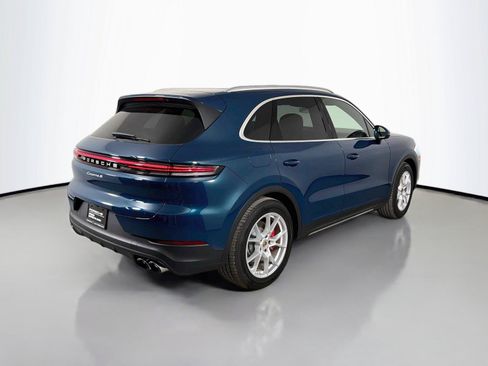 Certified 2026 Porsche Cayenne S AWD/4WD image 7