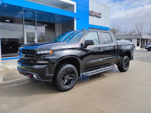 Used 2020 Chevrolet Silverado 1500 LT Trail Boss image 29
