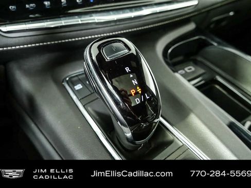 Used 2024 Cadillac Escalade ESV Sport image 18