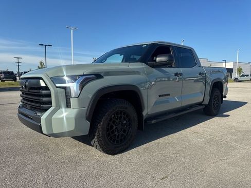 Used 2026 Toyota Tundra SR5 AWD/4WD image 2