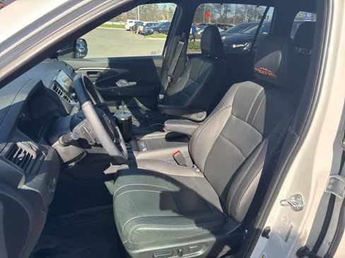 Used 2023 Honda Passport TrailSport image 38