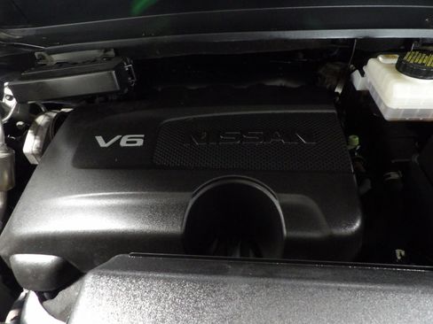 Used 2018 Nissan Pathfinder SV w/ Cargo Package image 25