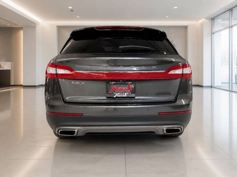 Used 2018 Lincoln MKX Reserve FWD image 4