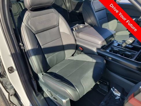 Used 2026 Ford F150 Raptor AWD/4WD image 19