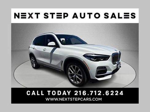 Used 2019 BMW X5 xDrive40i w/ Convenience Package AWD/4WD image 1
