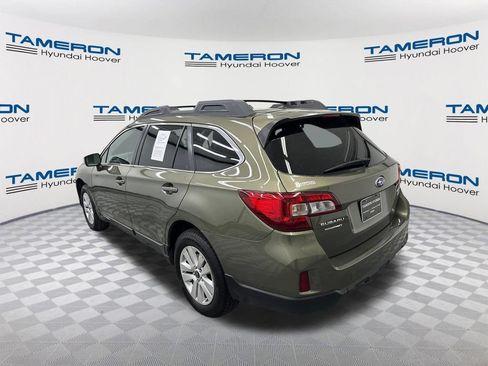 Used 2015 Subaru Outback 2.5i Premium AWD/4WD image 3