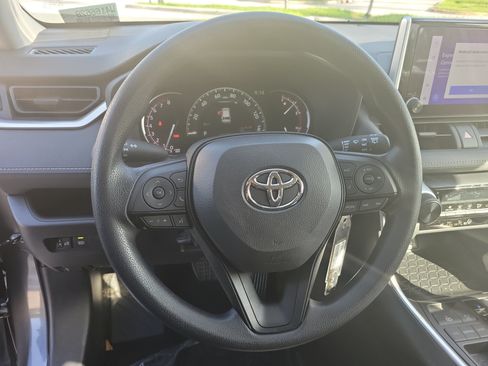 Used 2024 Toyota RAV4 LE FWD image 25