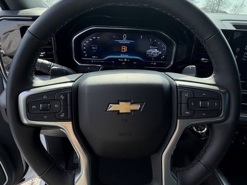 Used 2025 Chevrolet Silverado 1500 LTZ image 10