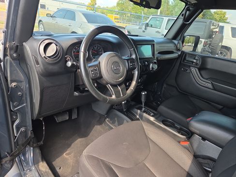 Used 2016 Jeep Wrangler Sport w/ Quick Order Package 24S AWD/4WD image 11