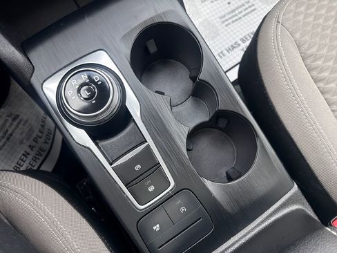 Used 2022 Ford Escape SE w/ SE Sport Appearance Package image 37