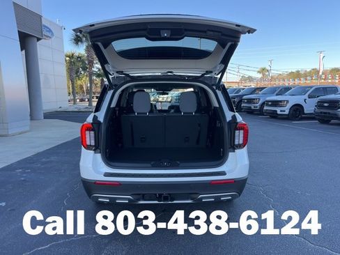 New 2026 Ford Explorer Active w/ Active Comfort Package image 19