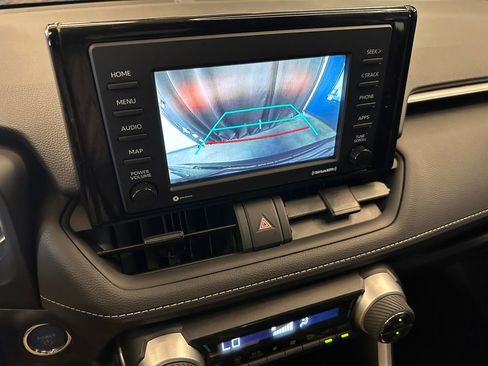 Used 2021 Toyota RAV4 XLE w/ XLE Grade Weather Package AWD/4WD image 13