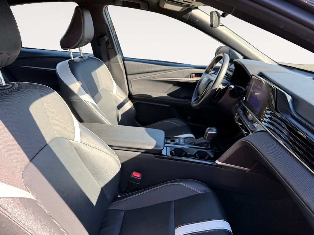 Certified 2025 Toyota Camry SE FWD image 15