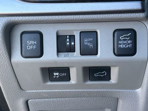 Used 2018 Subaru Forester 2.5i Limited AWD/4WD image 24