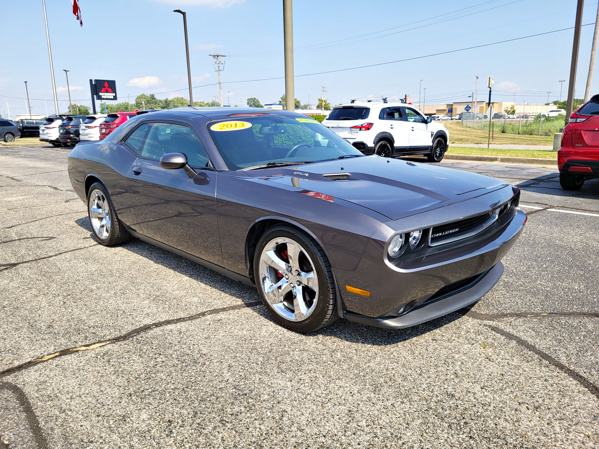 Used 2013 Dodge Challenger R/T RWD image 26
