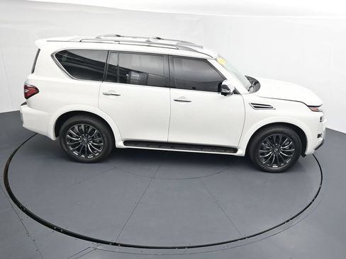 Used 2023 Nissan Armada Platinum w/ Captain's Chairs Package AWD/4WD image 34