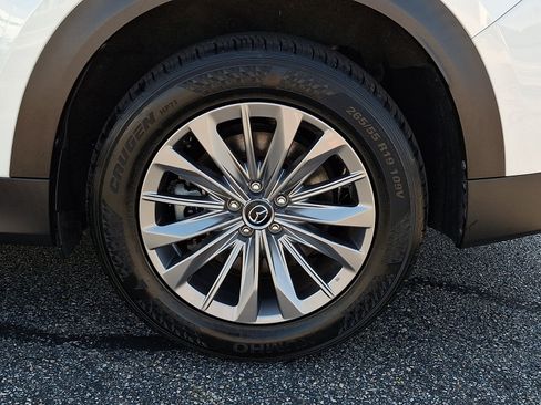 Certified 2024 MAZDA CX-90 3.3 Turbo w/ Preferred Plus AWD/4WD image 8