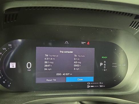 Used 2022 Volvo XC60 T8 R-Design w/ Advanced Package AWD/4WD image 17