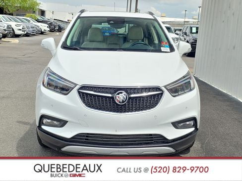 Used 2019 Buick Encore Essence w/ Experience Buick Package FWD image 2
