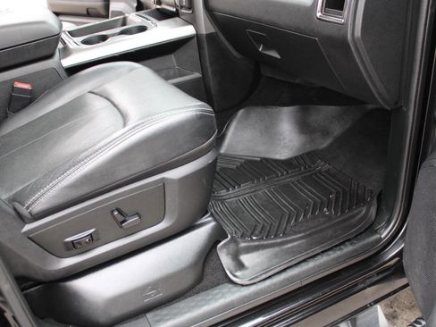 Used 2018 RAM 2500 Laramie w/ Sport Appearance Group image 50