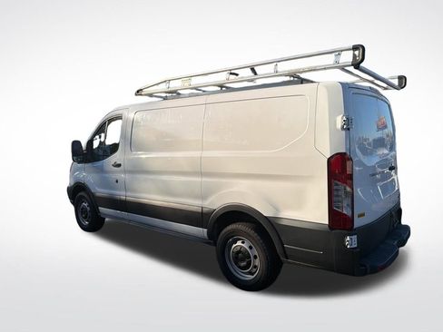 Used 2017 Ford Transit 250 130 Low Roof image 8