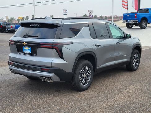 New 2026 Chevrolet Traverse LT image 5