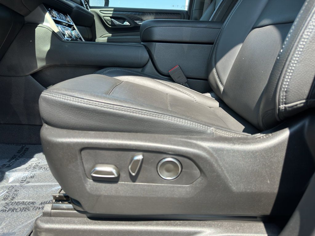 Used 2024 GMC Yukon Denali AWD/4WD image 18