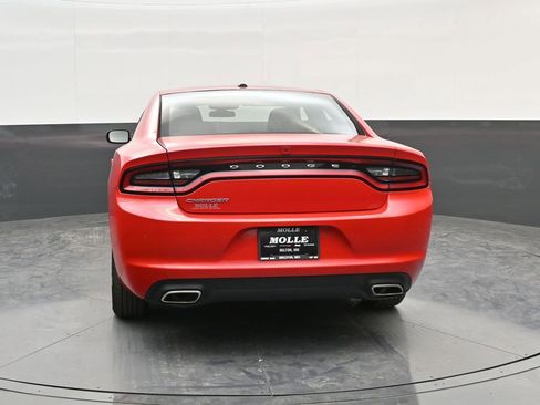 Used 2022 Dodge Charger SXT image 6